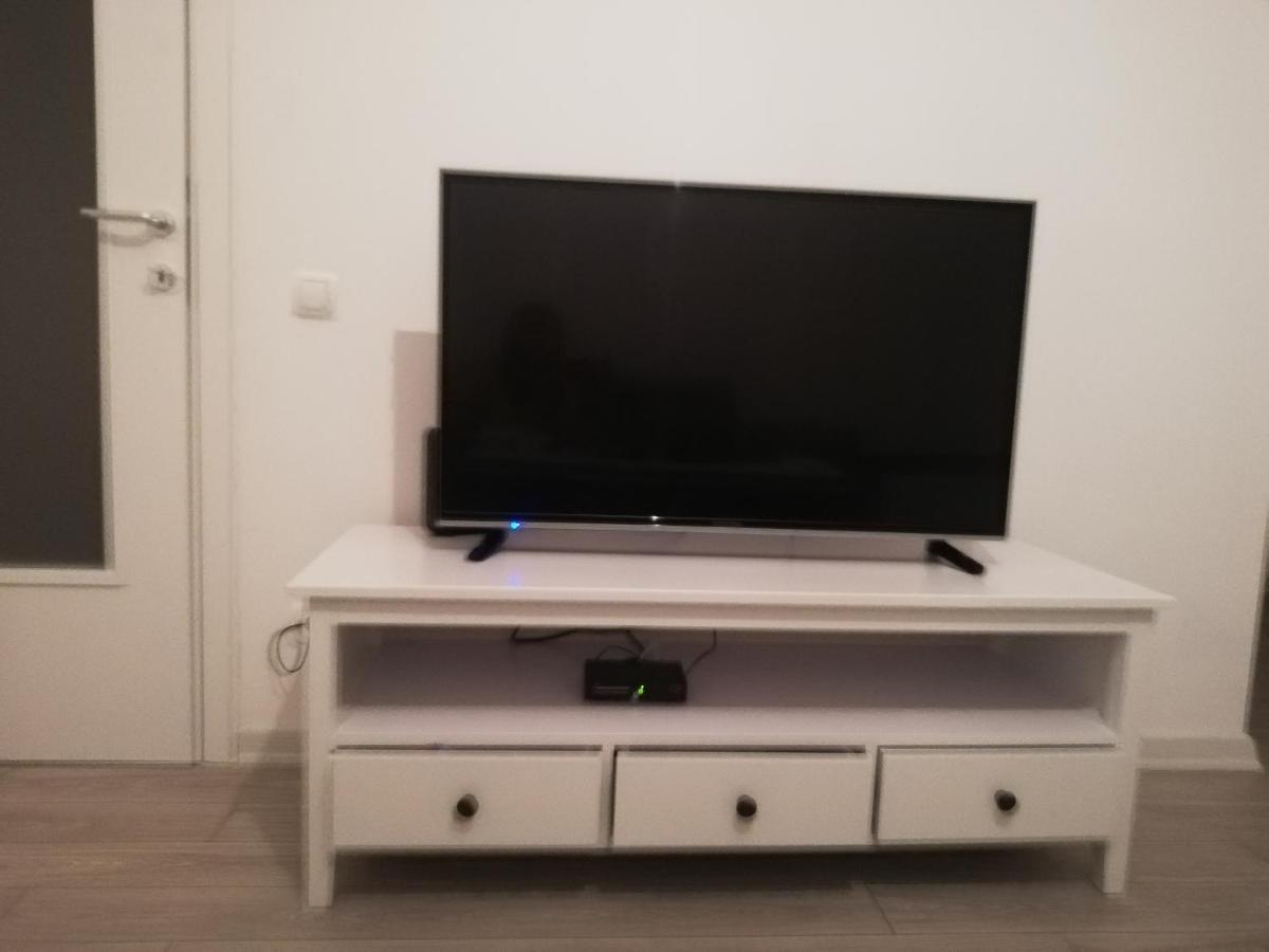 Apartment 3 プリシュティナ エクステリア 写真